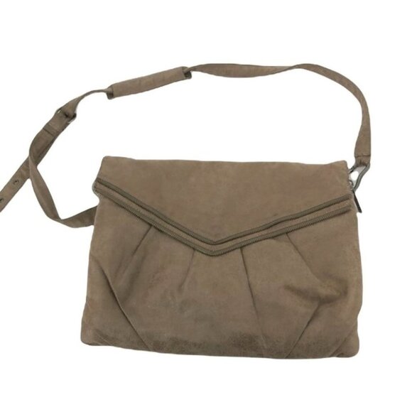 Matt & Nat taupe fabric envelope shoulder bag zipper detail  recycled materials - Picture 1 of 15